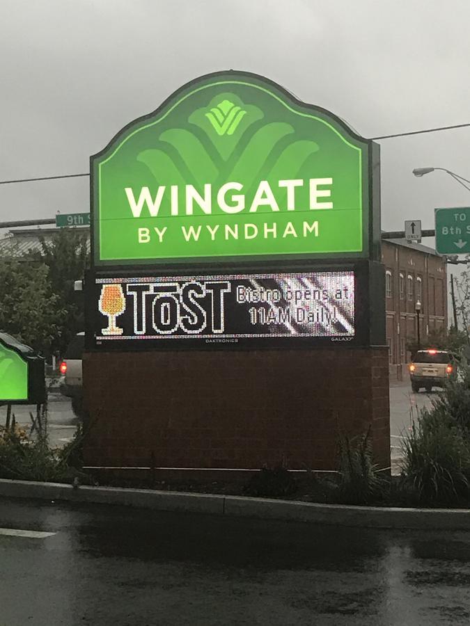 Hotel Wingate By Wyndham Downtown/medical Center 3*